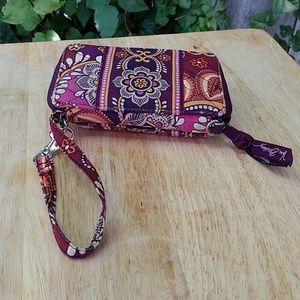 Vera Bradley 6 in clutch with zipper